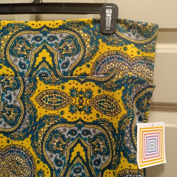 Lularoe Cassie pencil skirt -size 2XL - Picture 6 of 14